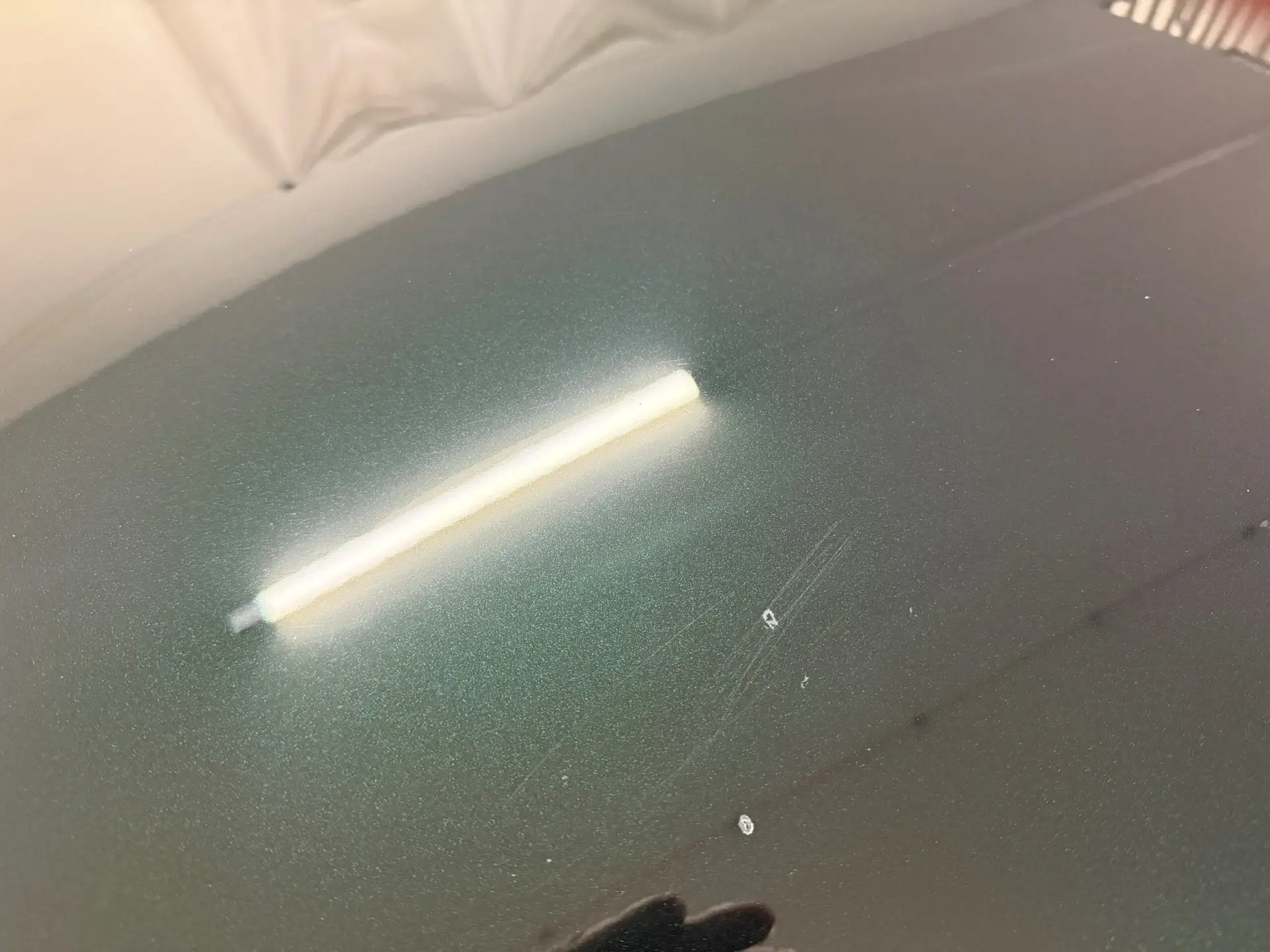 Auto kere värvipind enne töötlust